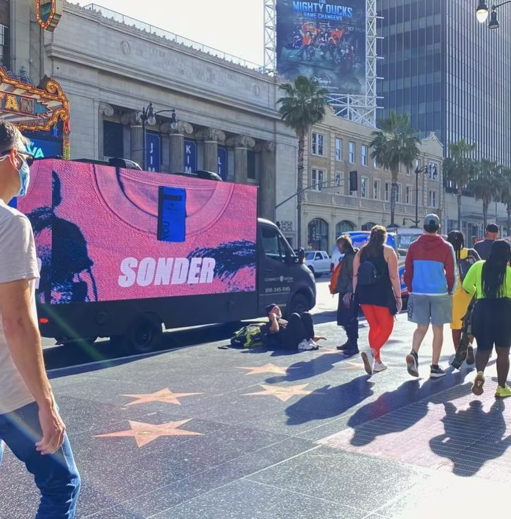 Billboard Ads and Programmatic DOOH Advertising: The Modern Future of Outdoor Advertising 2 image 68