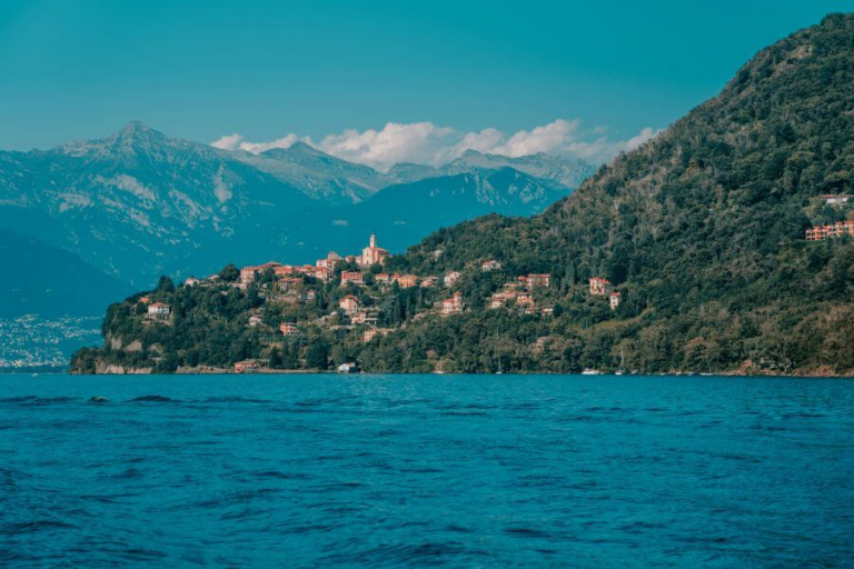 Buy a Villa on Lake Maggiore