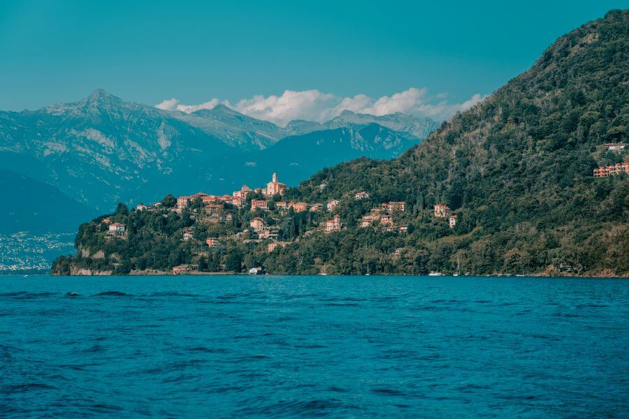 Buy a Villa on Lake Maggiore