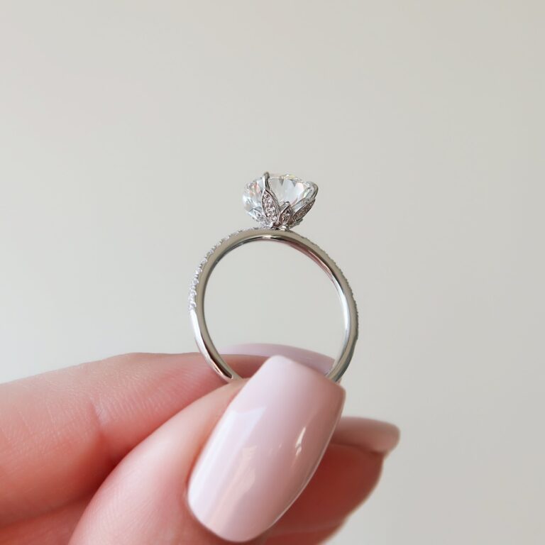 Pavé Engagement Rings for Extra Brilliance